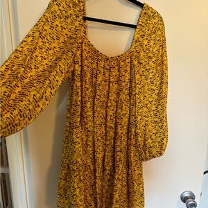 Alice + Olivia rowen tiered satin mini dress worn once